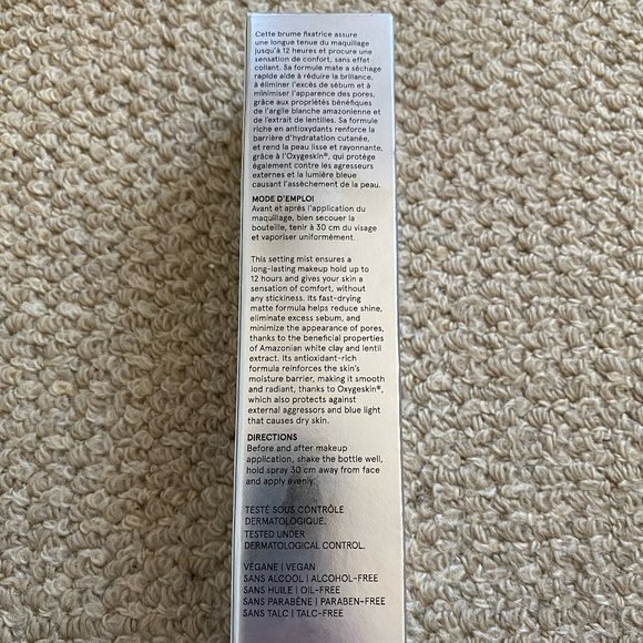 Lise Watier Magnifix Matte 4-in-1 Setting Spray - Picture 10 of 12